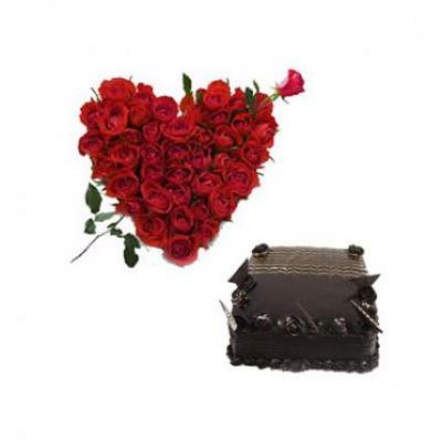 Roses Heart With Chocolate Truffle Cake Square
