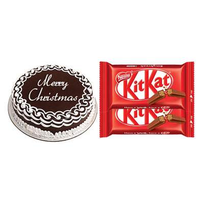 Christmas Cake with Kitkat Chocolates Christmas Cake with Kitkat Chocolates